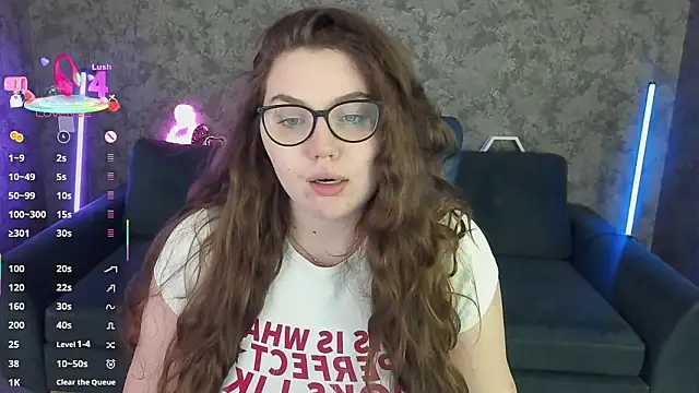 LuxSopphia online show from 02.28.26