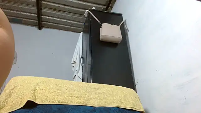 Snapshot of Allyson_Mature chatting on 03.15.26 Allyson Mature online show from 03.15.26