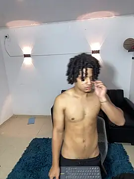 Snapshot of samxx_muscle chatting on 04.27.26 samxx muscle online show from 04.27.26