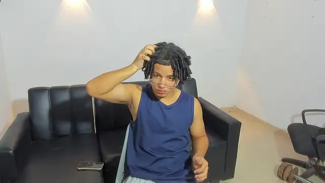 Snapshot of samxx_muscle chatting on 05.14.26 samxx muscle online show from 05.14.26