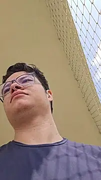 Snapshot of TimiidoSP011 chatting on 11.27.25 TimiidoSP011 online show from 11.27.25