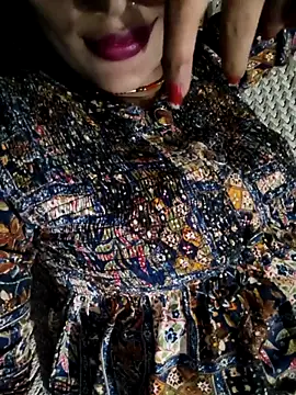 Eshwari Chopra online show from 10.15.25