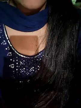 Eshwari Chopra online show from 03.25.26