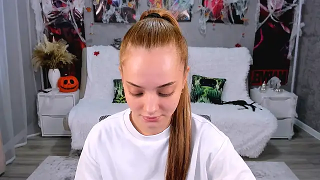 MelanieAlves online show from 11.08.25