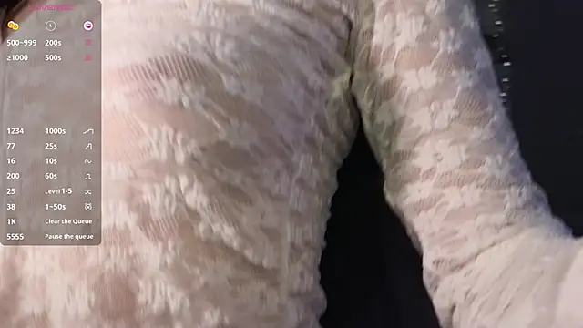 Ella lee15 online show from 12.18.25