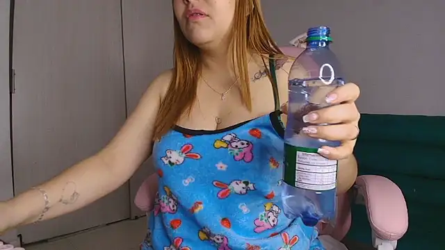 lovehotpink online show from 01.11.26