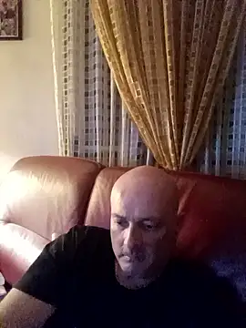 Alexis Bull online show from 09.14.25