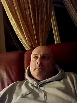 Alexis Bull online show from 01.14.26