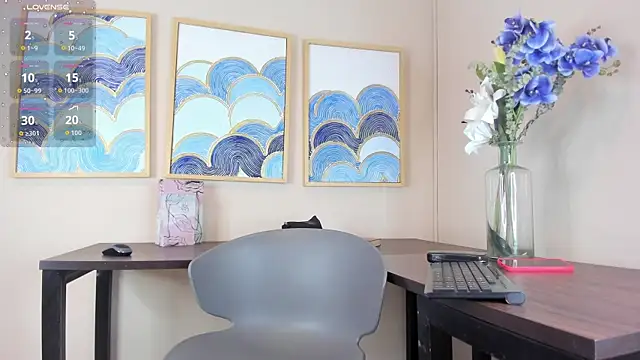 Snapshot of andrea_xoe_ chatting on 11.28.25 andrea xoe online show from 11.28.25