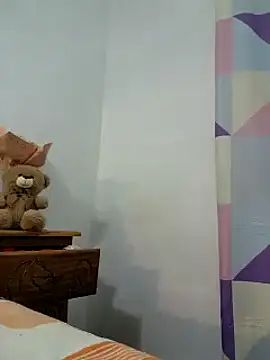 Saraslow online show from 10.19.25