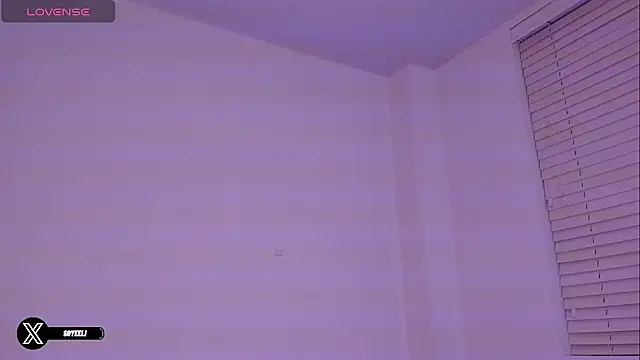 Snapshot of im_eli1 chatting on 10.19.25 im eli1 online show from 10.19.25