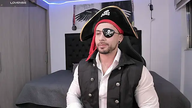 santi aesthetic online show from 10.31.25