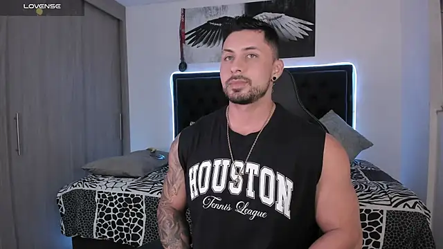Snapshot of santi_aesthetic chatting on 06.14.26 santi aesthetic online show from 06.14.26