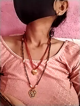 Snapshot of Soniy-Maax chatting on 02.22.26 Soniy-Maax online show from 02.22.26