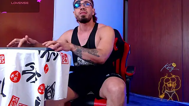 Snapshot of pirata_fitness chatting on 03.13.26 pirata fitness online show from 03.13.26