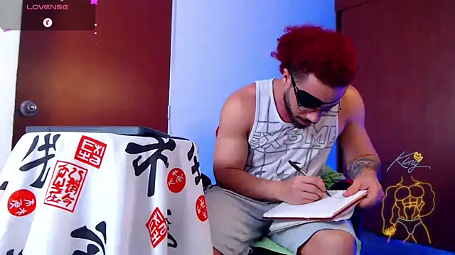 Snapshot of pirata_fitness chatting on 04.15.26 pirata fitness online show from 04.15.26