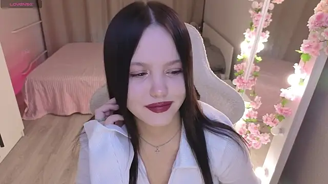 Betty  Davvis online show from 01.19.26