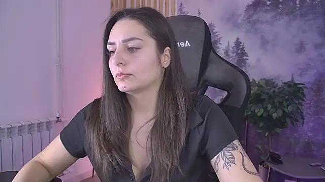 ValeriiMills online show from 02.14.26