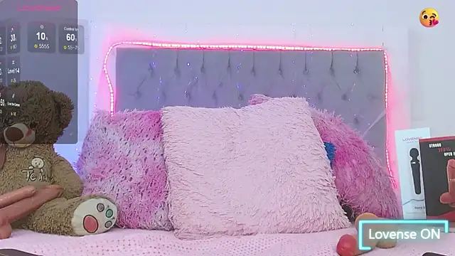 Rihanna Flex online show from 09.11.25