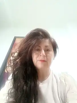 Snapshot of lunadicty chatting on 03.06.25 lunadicty online show from 03.06.25