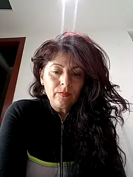 lunadicty online show from 12.18.25