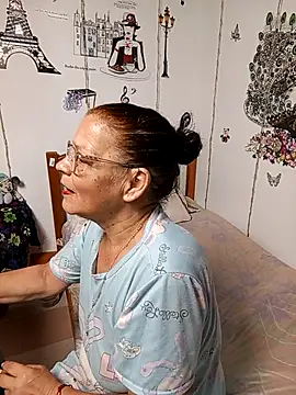 katrina perez online show from 02.01.26