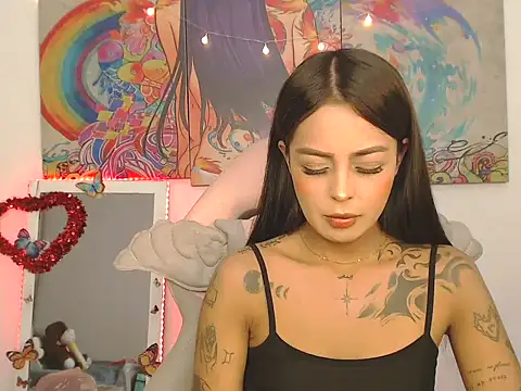 Snapshot of Sweetcandy18_Little chatting on 10.09.25 Sweetcandy18 Little online show from 10.09.25