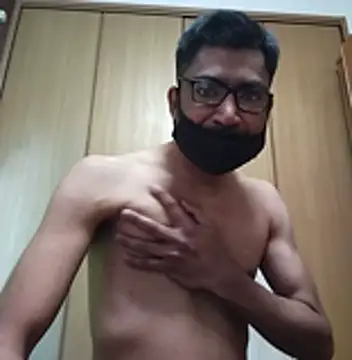 Snapshot of SunkLupus chatting on 02.14.26 SunkLupus online show from 02.14.26