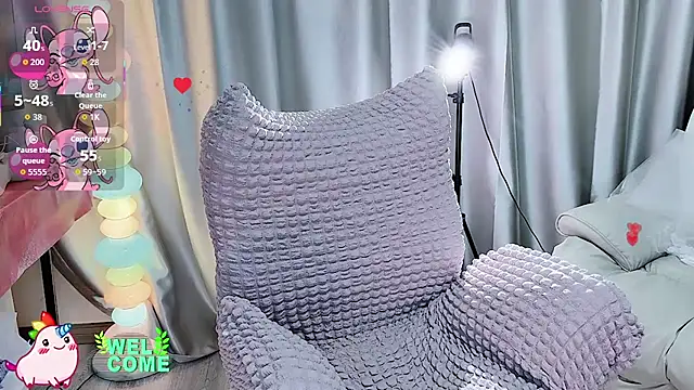 Snapshot of Meng-MM chatting on 10.22.25 Meng-MM online show from 10.22.25