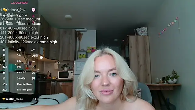 Snapshot of Eva___forever chatting on 06.26.26 Eva forever online show from 06.26.26