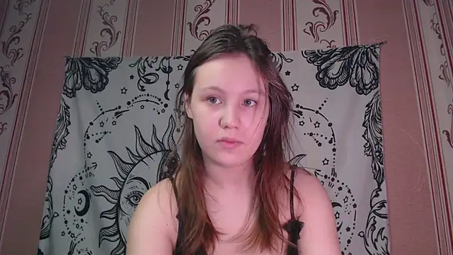 Thighswithspikes online show from 11.13.25