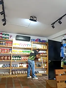 elnegro707070 online show from 10.21.25