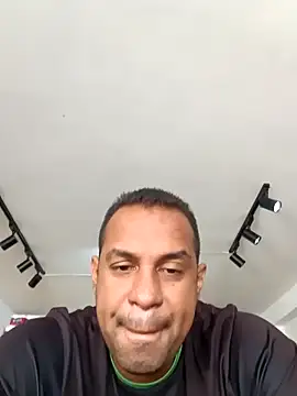 elnegro707070 online show from 11.16.25