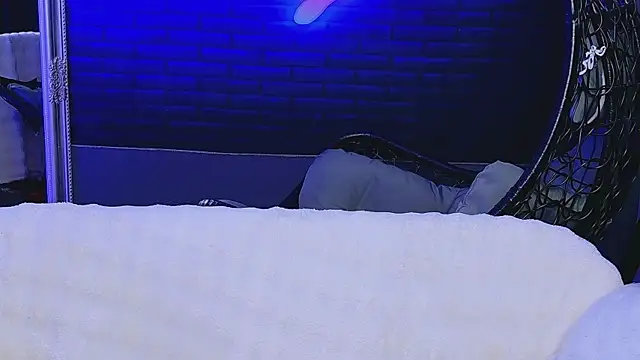 AlessiaCroft online show from 04.01.26