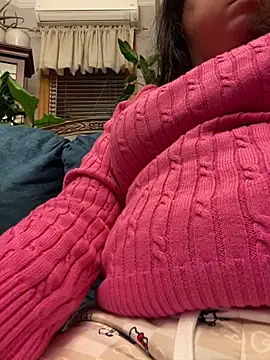 Snapshot of w3tkittty chatting on 02.12.26 w3tkittty online show from 02.12.26