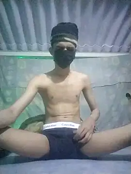 Snapshot of HannanKhan25 chatting on 11.08.25 HannanKhan25 online show from 11.08.25