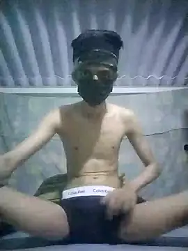 Snapshot of HannanKhan25 chatting on 11.10.25 HannanKhan25 online show from 11.10.25