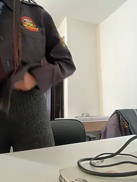 Snapshot of MELODY__06 chatting on 11.26.25 MELODY 06 online show from 11.26.25