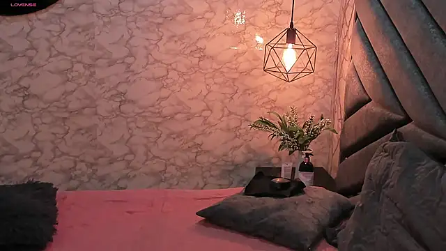 WALESKABBW ASS online show from 09.15.25