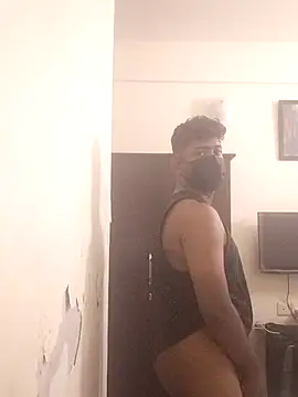 Snapshot of UrbanUtopia chatting on 09.09.25 UrbanUtopia online show from 09.09.25