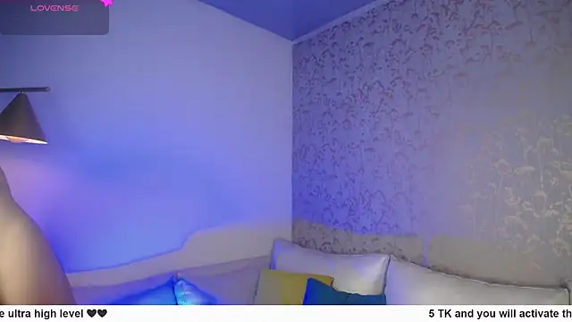 Snapshot of Robbin_Blaze chatting on 09.25.25 Robbin Blaze online show from 09.25.25