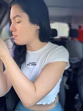 MeekyRich online show from 09.18.25