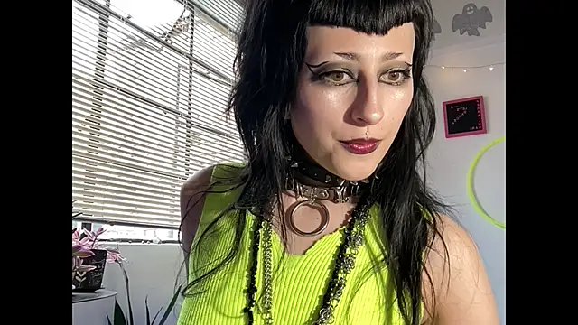 ELENA UMBRA online show from 06.09.26
