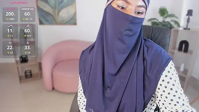 kylie soraya online show from 10.12.25