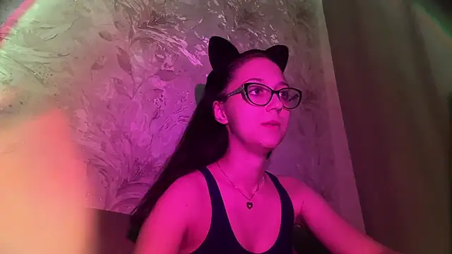 Snapshot of YourTemptation_ chatting on 12.02.25 YourTemptation online show from 12.02.25