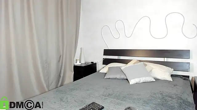 Candy Cansew online show from 11.08.25