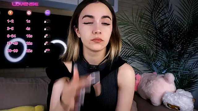 CupSizeGirl online show from 09.14.25