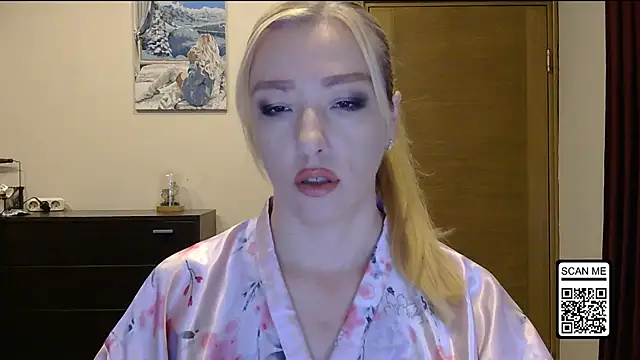 Wild Silk Desire online show from 10.11.25