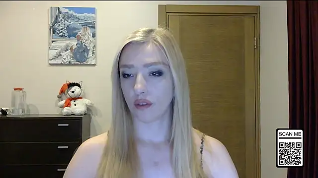 Wild Silk Desire online show from 12.05.25