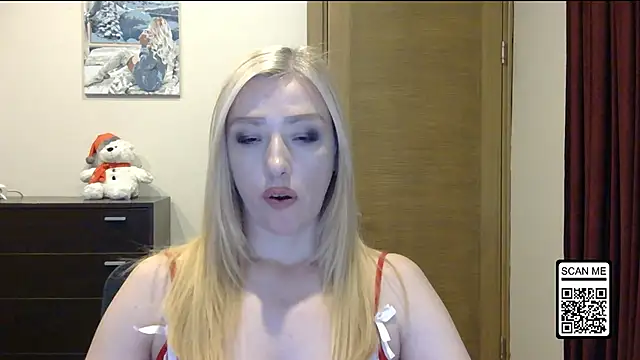 Wild Silk Desire online show from 12.13.25